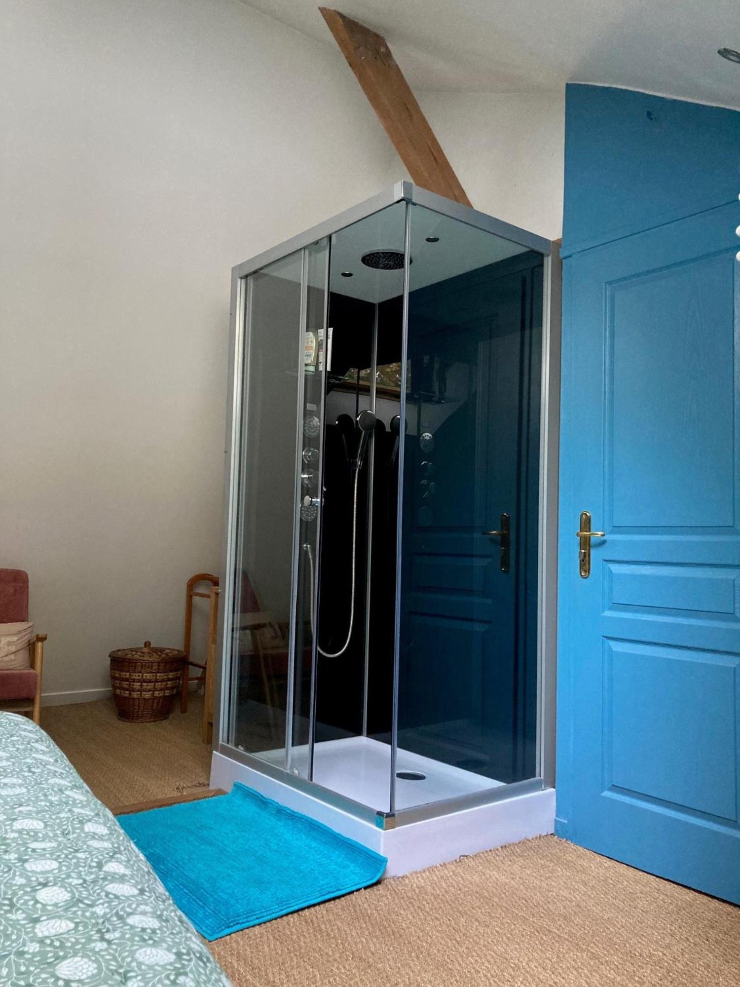 Le Pigeonnier, Maison D'Hotes Et Spa Croix Екстер'єр фото
